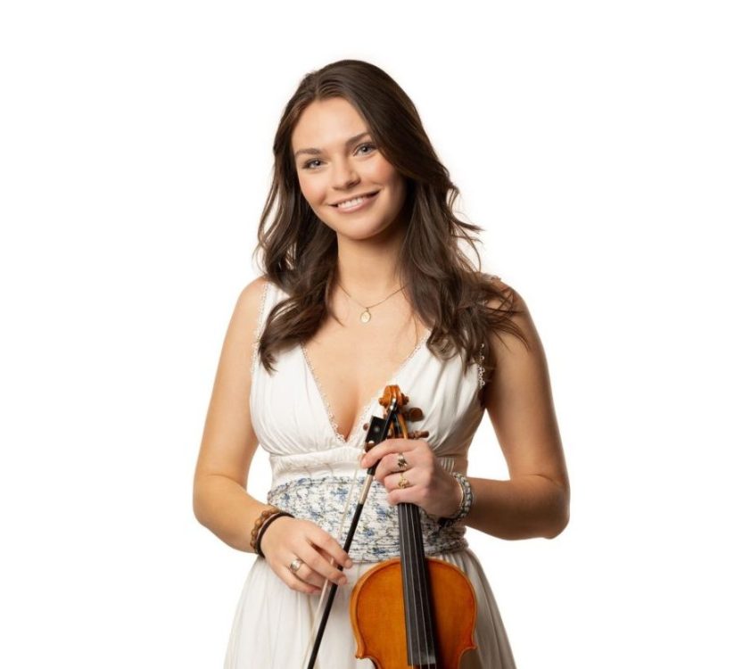 Eva_Marija-008_yFX8GPC-fill_size=1600x900-fill_size=1600x900