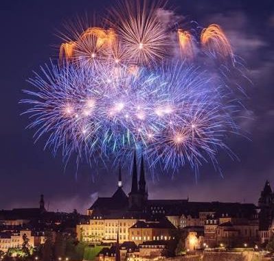 fireworks_lux